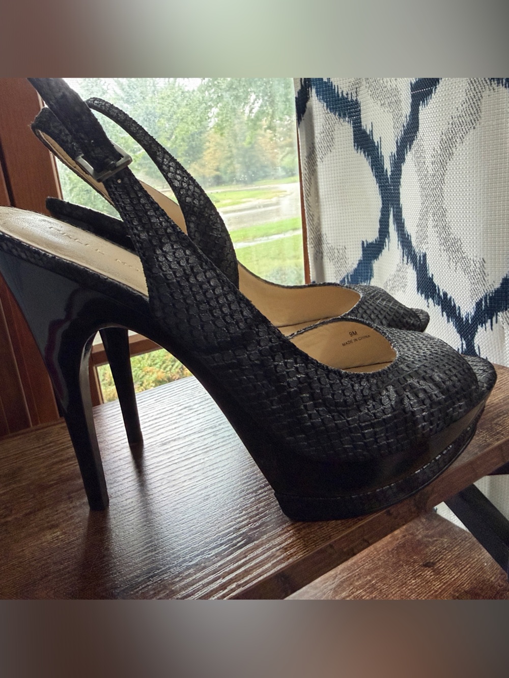 Pelle Moda Black Textured Slingback Stiletto Heels